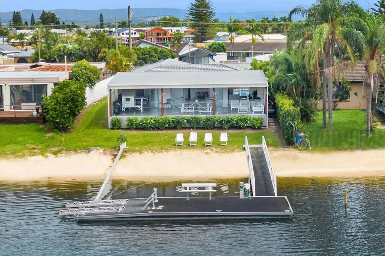 Villa Water View Family Getaway - Wifi, Pool, Bbq Gold Coast Australien