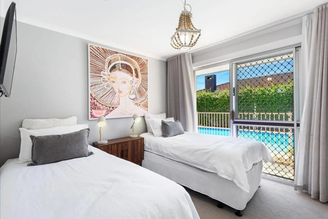 Villa Water View Family Getaway - Wifi, Pool, Bbq Gold Coast